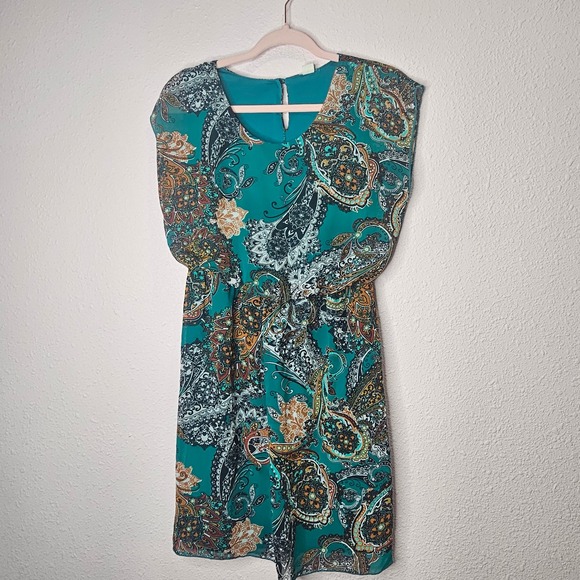 Source Unknown Dresses & Skirts - Paisley Print Green Dress Sheer Overlay Sleeveless Party Cocktail Autumn Harvest